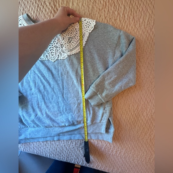 Boden Gray Interest Sweatshirt w White Lace, Size Small, Like New! - Picture 7 of 9